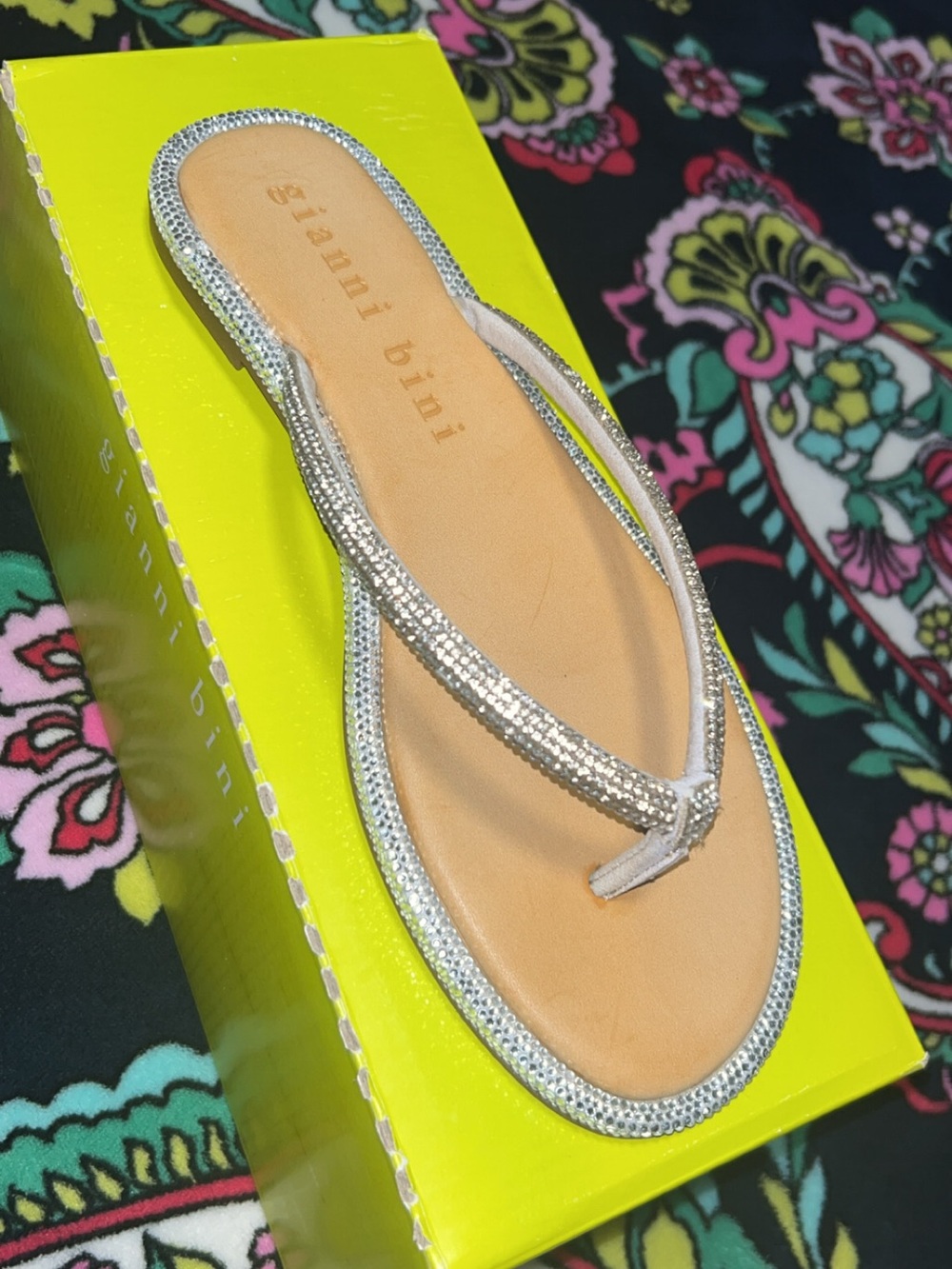 Gianni Bini Silver Rhinestone Flip Flop Sandal Brand New